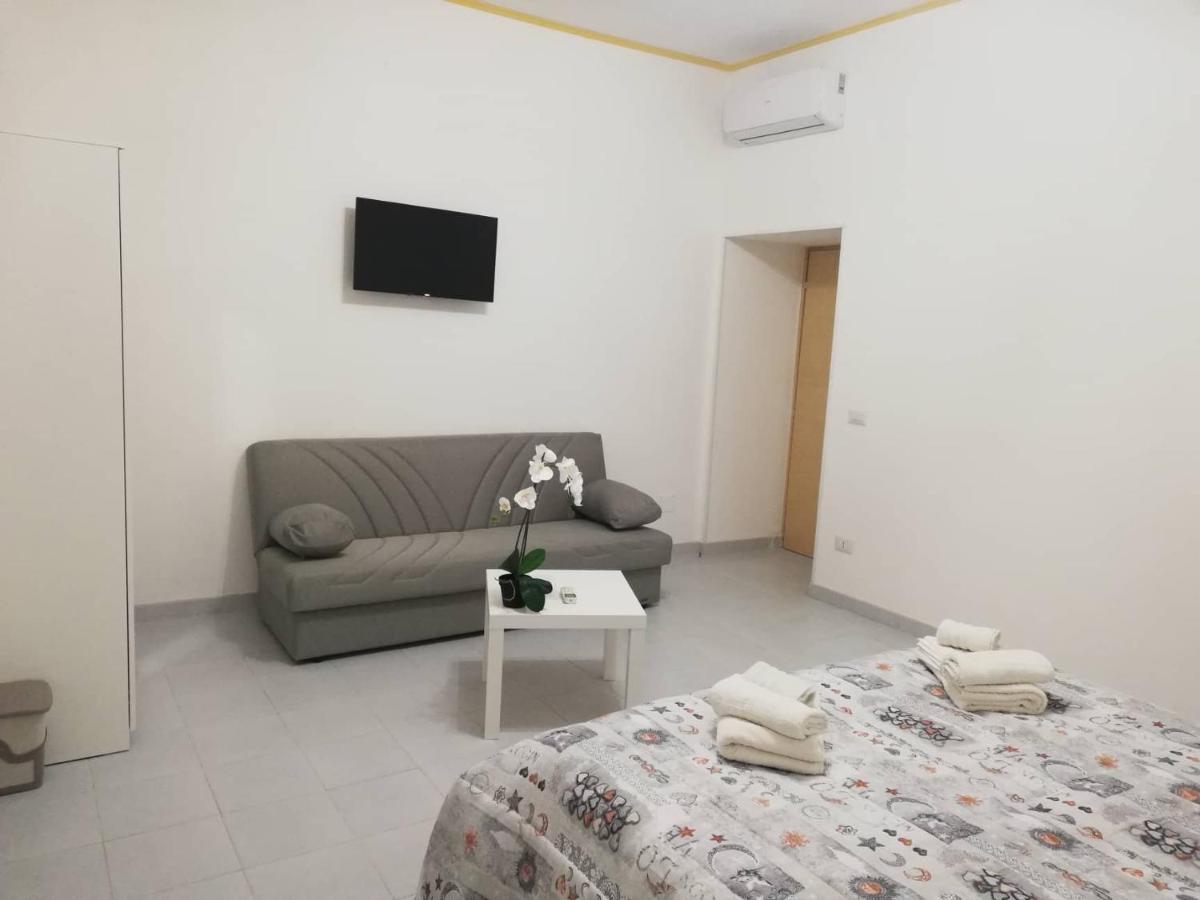 Le Tre Orchidee Bed and Breakfast Salerno Exterior foto